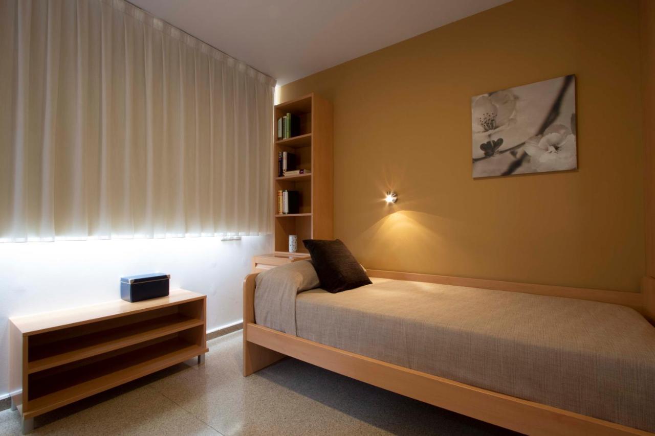 Villa Alojamiento Y Congresos - Villa Universitaria San Vicente Raspeig Zimmer foto